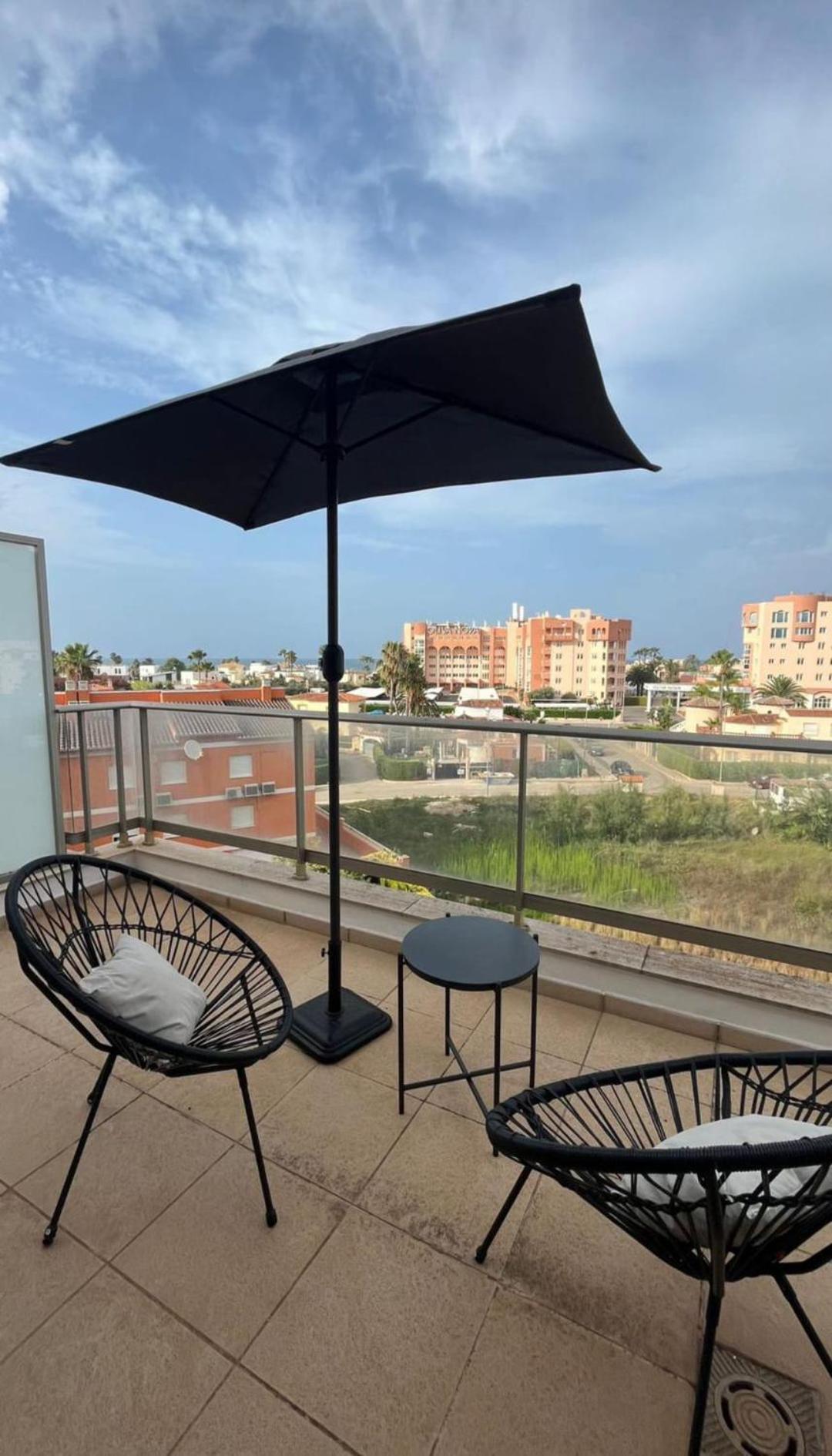 Paz Con Terraza Y Vistas Al Mar Oliva